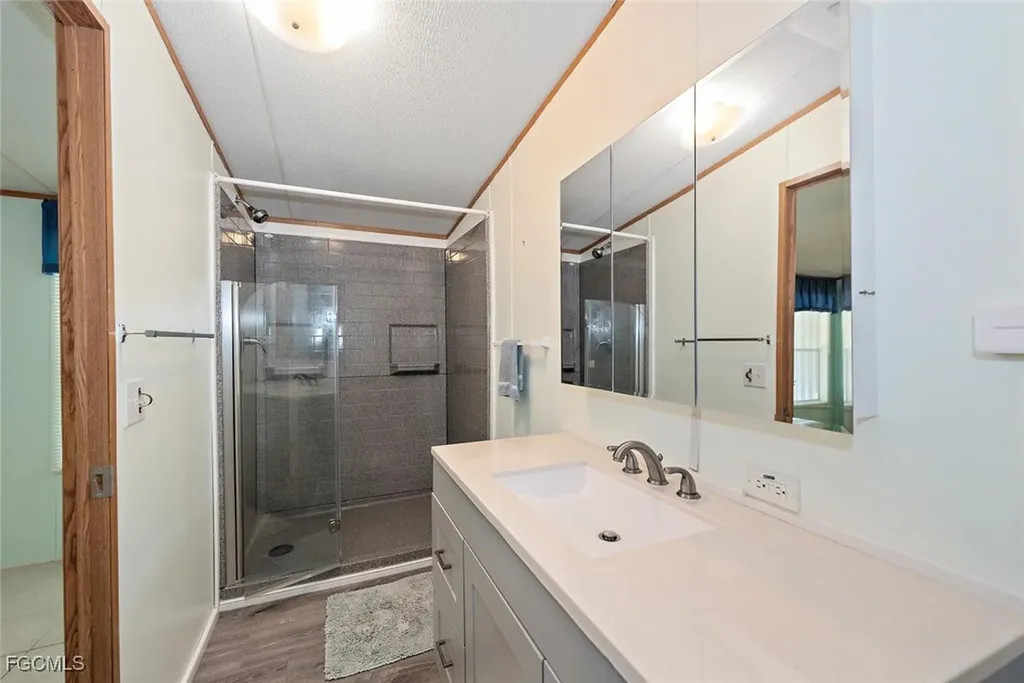 215 Shrub Lane N North Fort Myers FL 33917