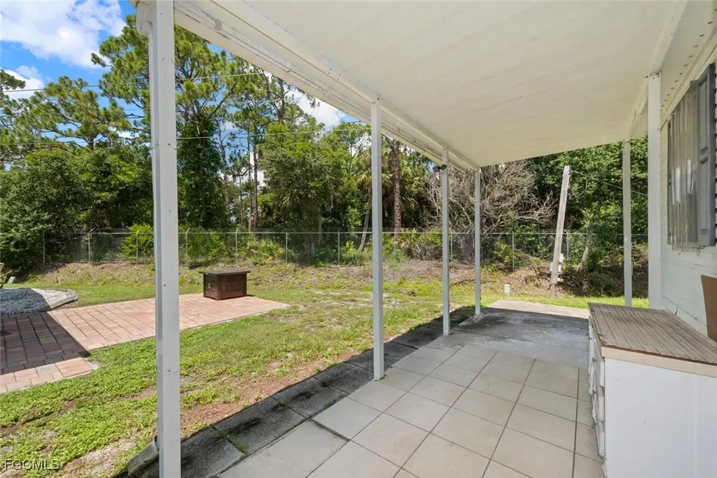 215 Shrub Lane N North Fort Myers FL 33917