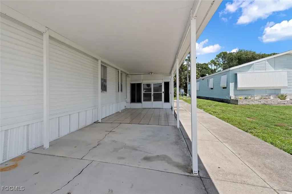 215 Shrub Lane N North Fort Myers FL 33917