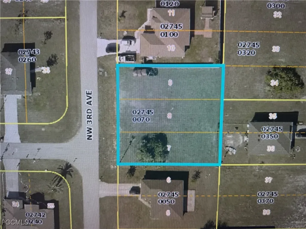 1400 Hibiscus Avenue Lehigh Acres FL 33972