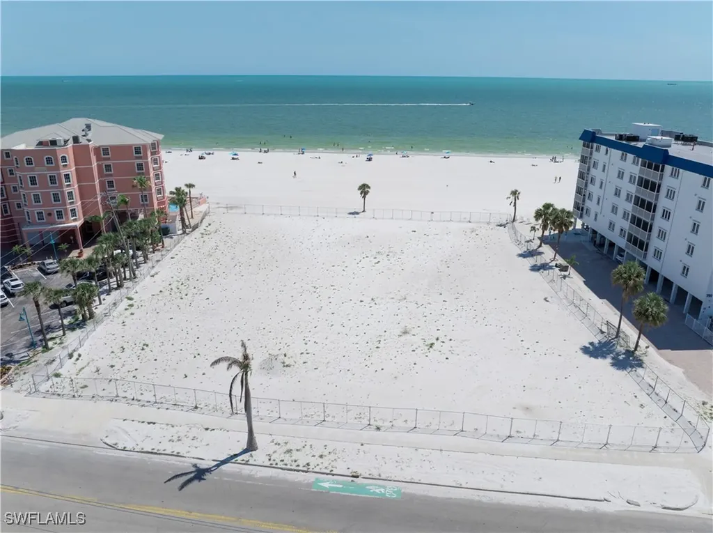 800-802 Estero Boulevard Fort Myers Beach FL 33931