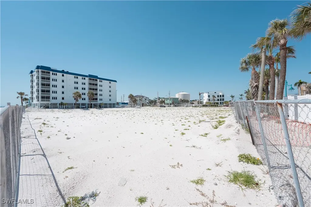 800-802 Estero Boulevard Fort Myers Beach FL 33931