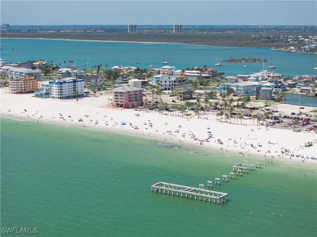 800-802 Estero Boulevard Fort Myers Beach FL 33931