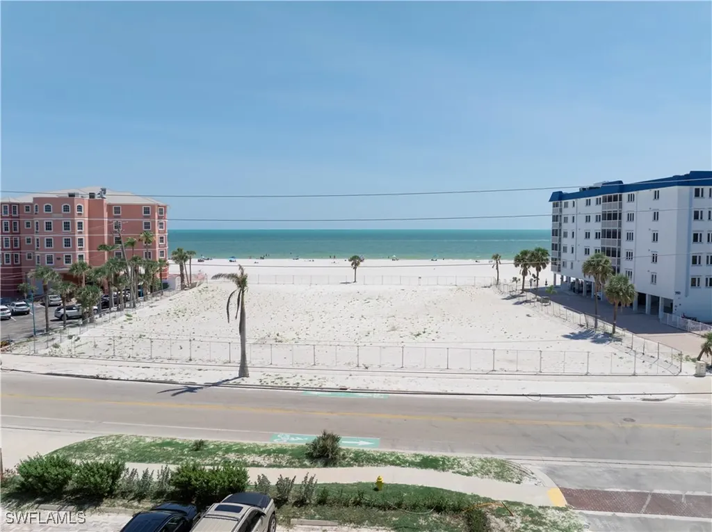 800-802 Estero Boulevard Fort Myers Beach FL 33931