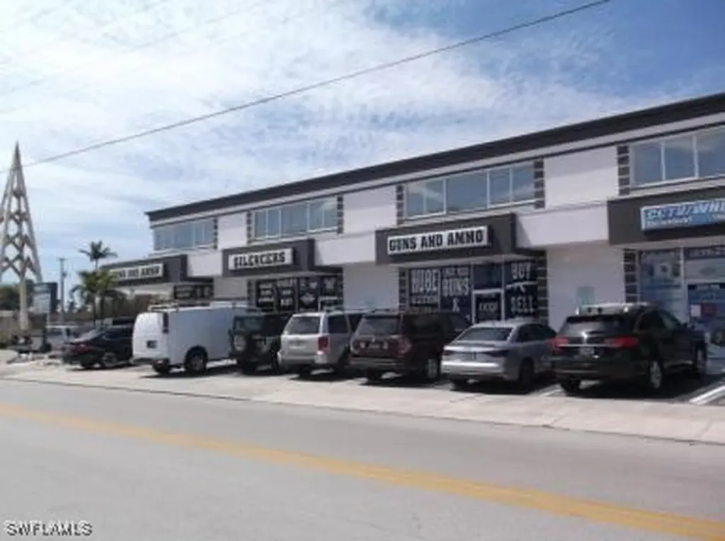 1639 Cape Coral Parkway E Cape Coral FL 33904