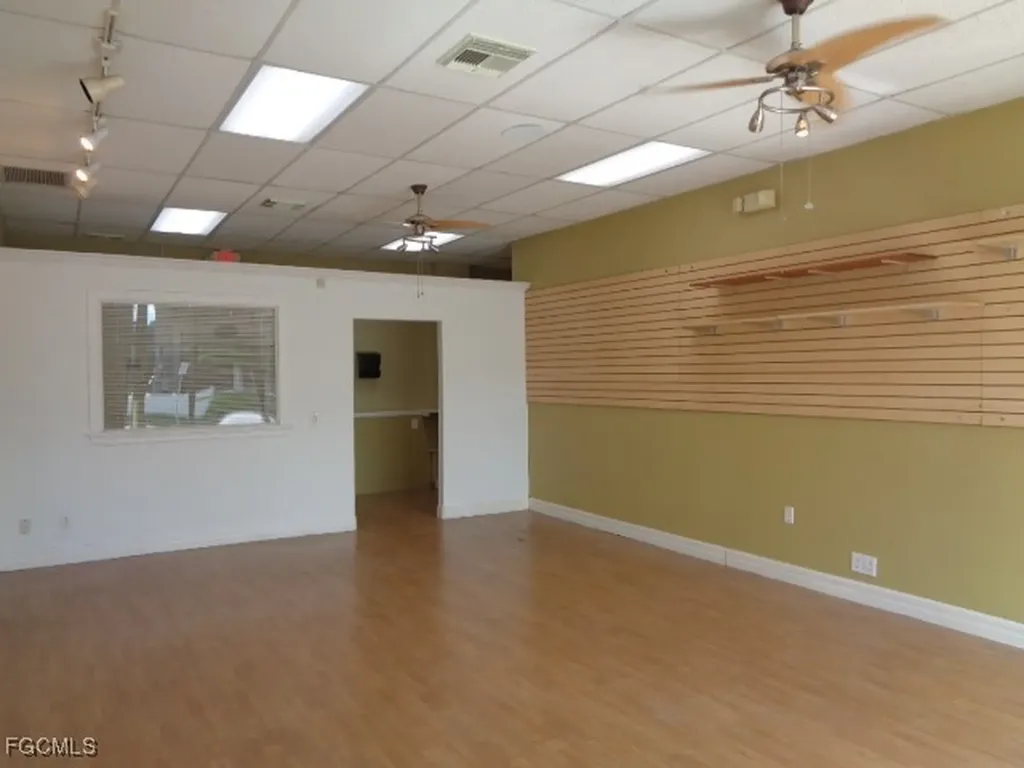 1639 Cape Coral Parkway E Cape Coral FL 33904