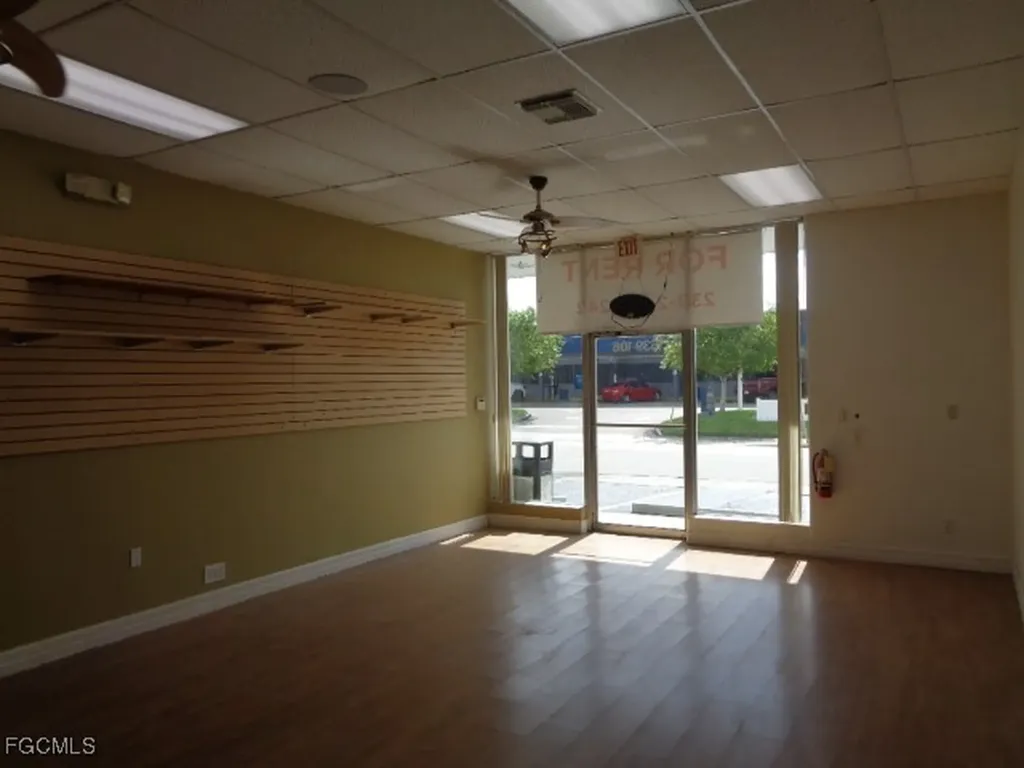 1639 Cape Coral Parkway E Cape Coral FL 33904