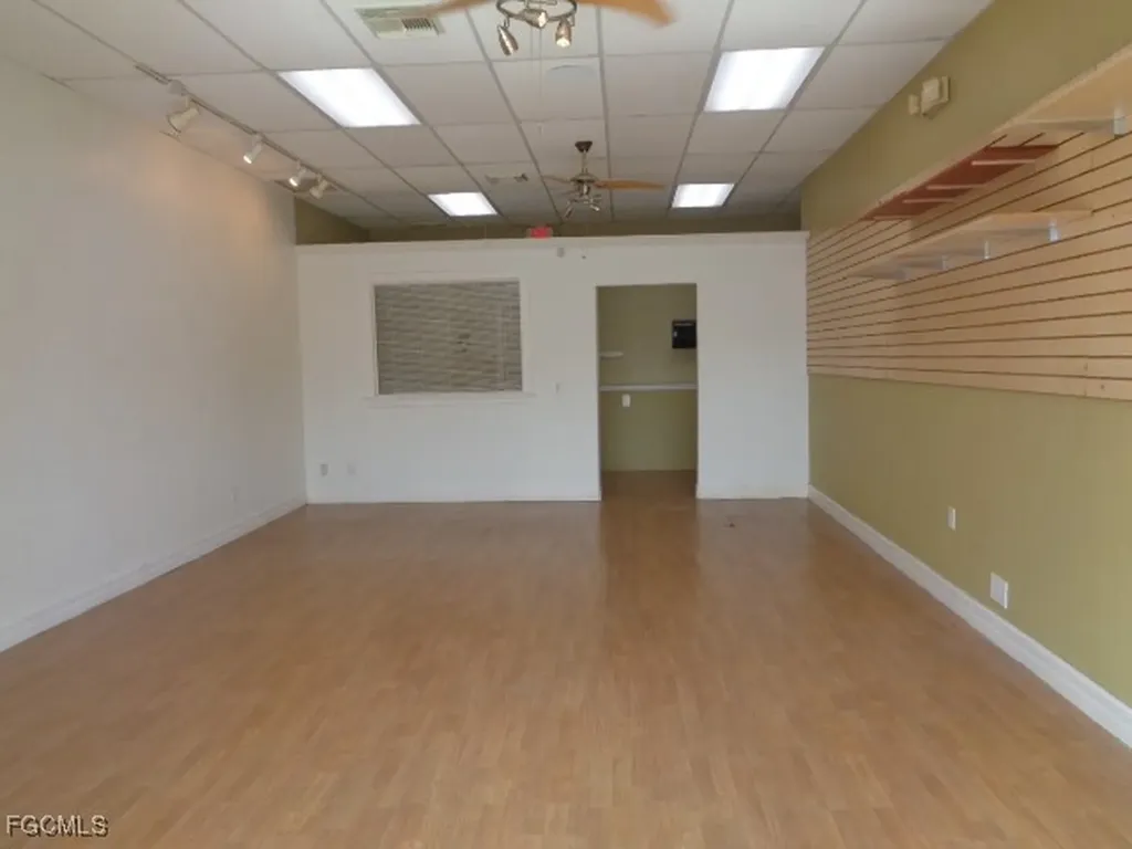 1639 Cape Coral Parkway E Cape Coral FL 33904