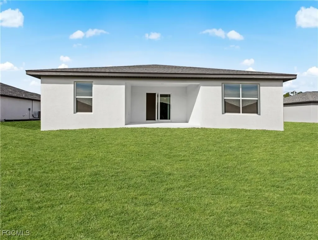 2710 NW 1st Place Cape Coral FL 33993