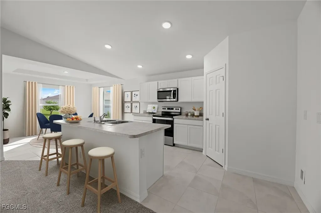 2710 NW 1st Place Cape Coral FL 33993