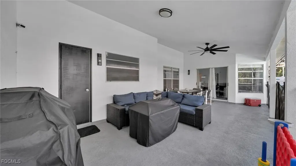 517 Palmetto Avenue Lehigh Acres FL 33972