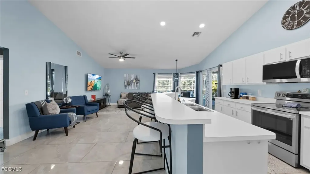 517 Palmetto Avenue Lehigh Acres FL 33972