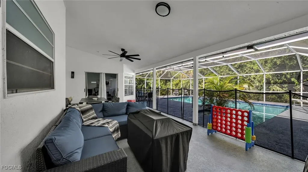 517 Palmetto Avenue Lehigh Acres FL 33972