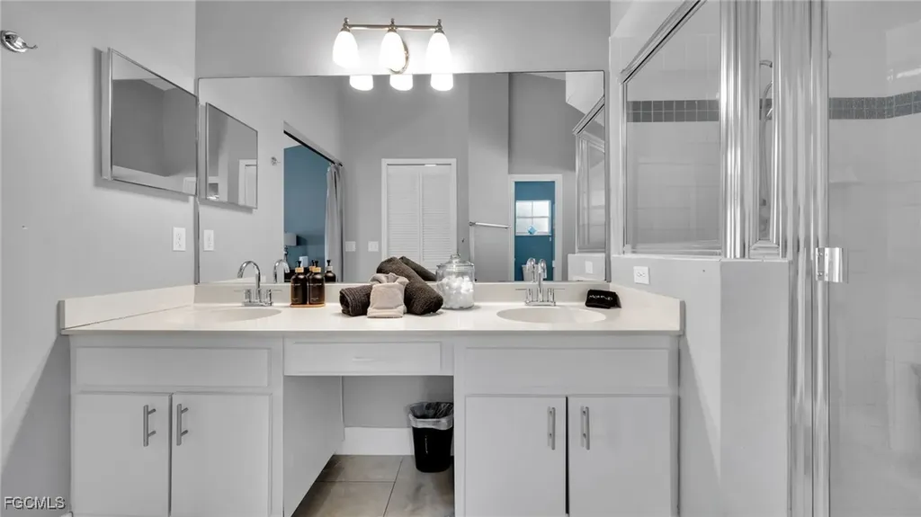 517 Palmetto Avenue Lehigh Acres FL 33972