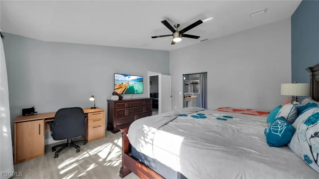 517 Palmetto Avenue Lehigh Acres FL 33972