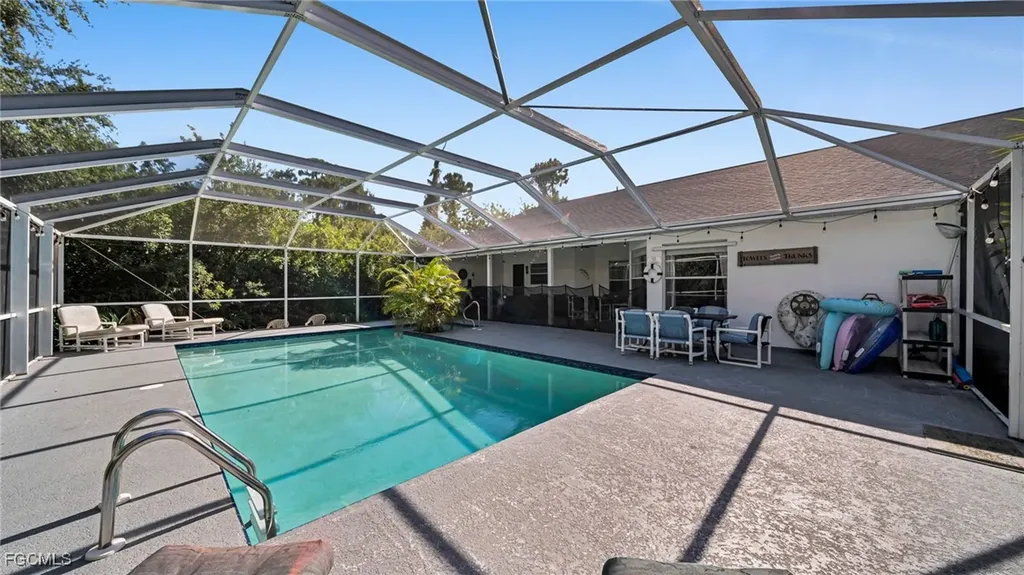 517 Palmetto Avenue Lehigh Acres FL 33972