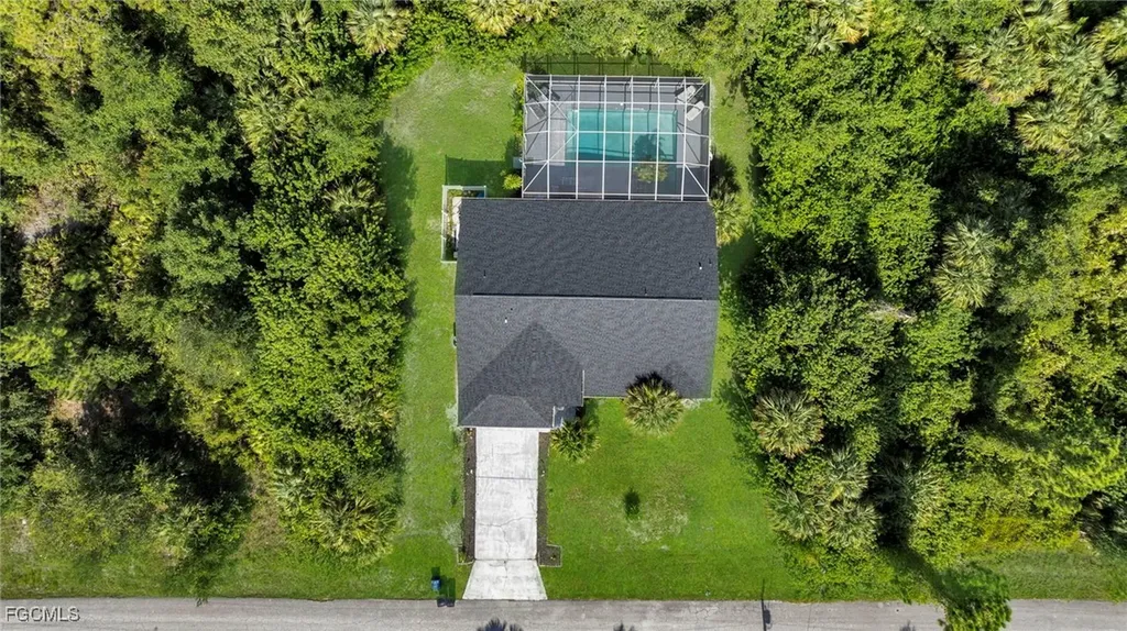 517 Palmetto Avenue Lehigh Acres FL 33972