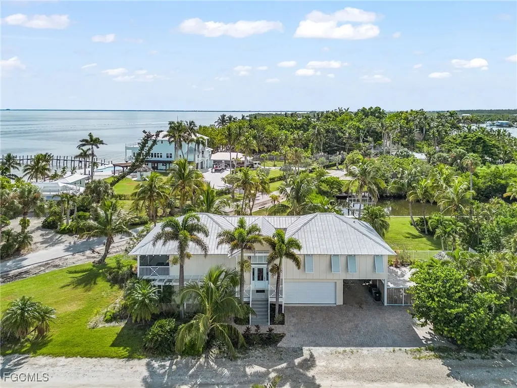 7711 Bocilla Lane Bokeelia FL 33922