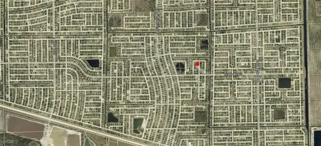 948 Kyle Avenue Lehigh Acres FL 33974
