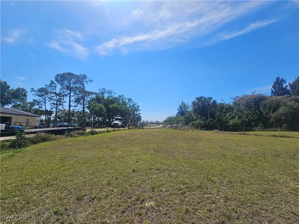 6830 Buckingham Road Fort Myers FL 33905