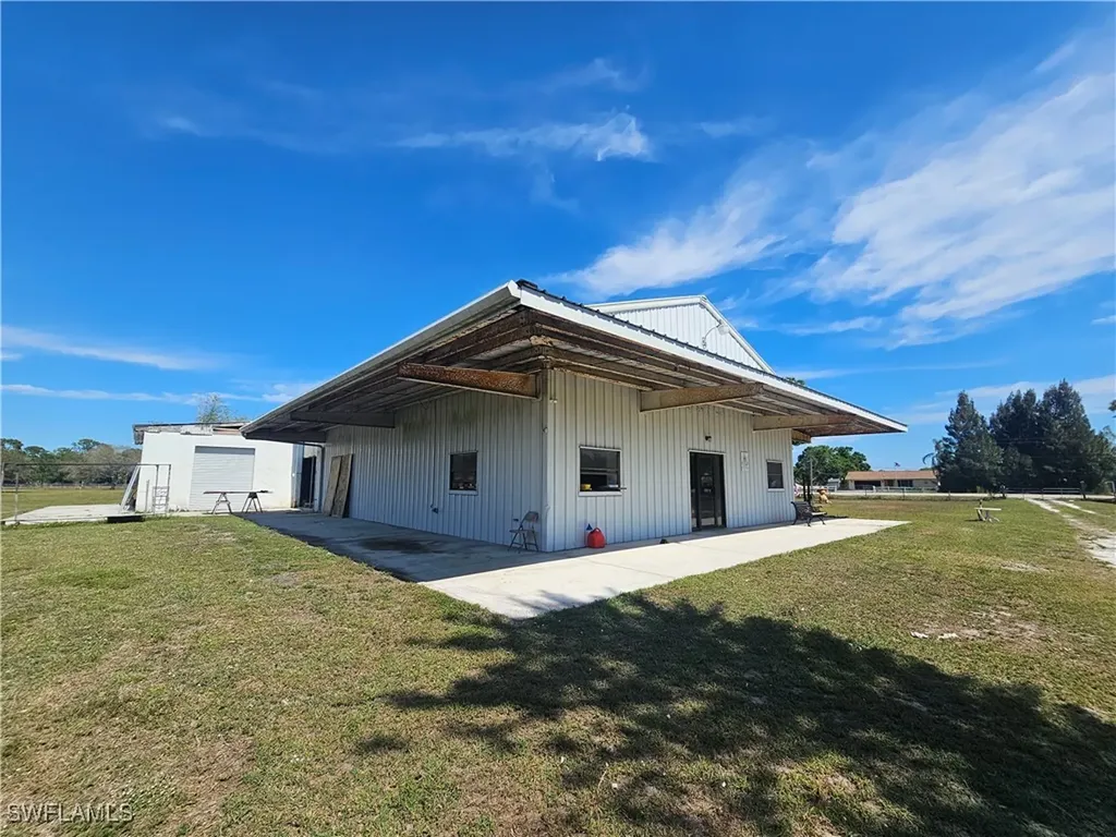 6830 Buckingham Road Fort Myers FL 33905