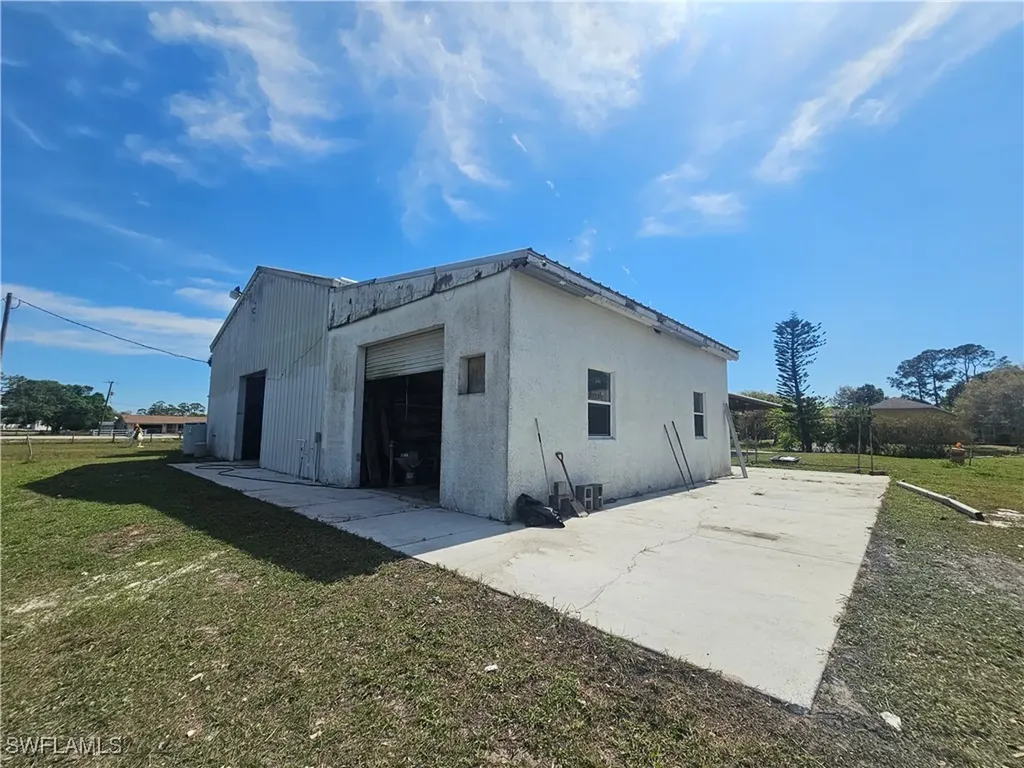 6830 Buckingham Road Fort Myers FL 33905