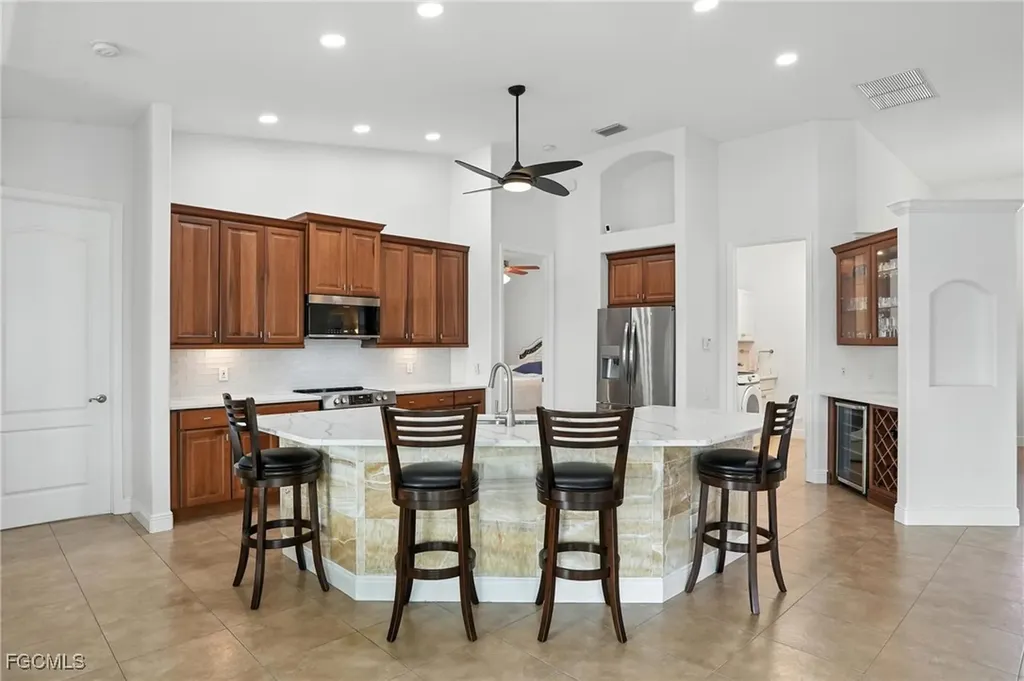 2819 SW 33rd Street Cape Coral FL 33914