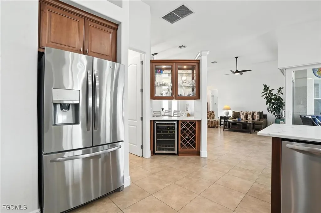 2819 SW 33rd Street Cape Coral FL 33914