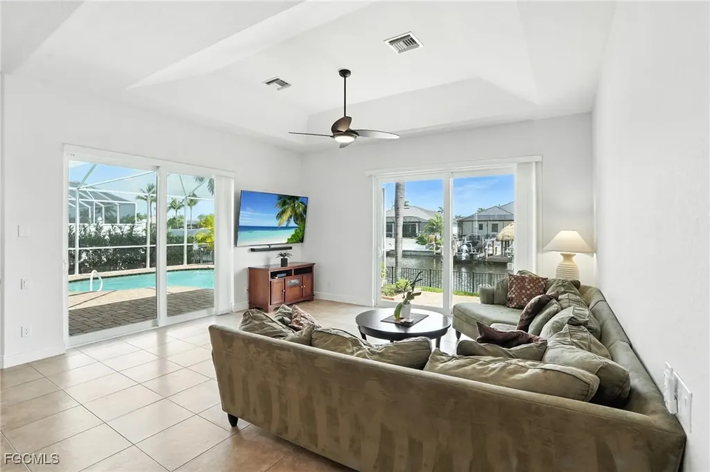 2819 SW 33rd Street Cape Coral FL 33914