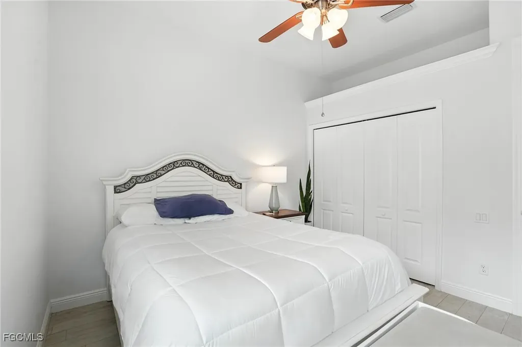 2819 SW 33rd Street Cape Coral FL 33914