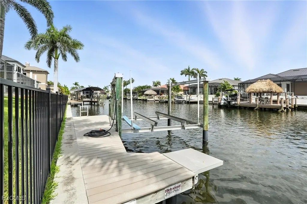 2819 SW 33rd Street Cape Coral FL 33914