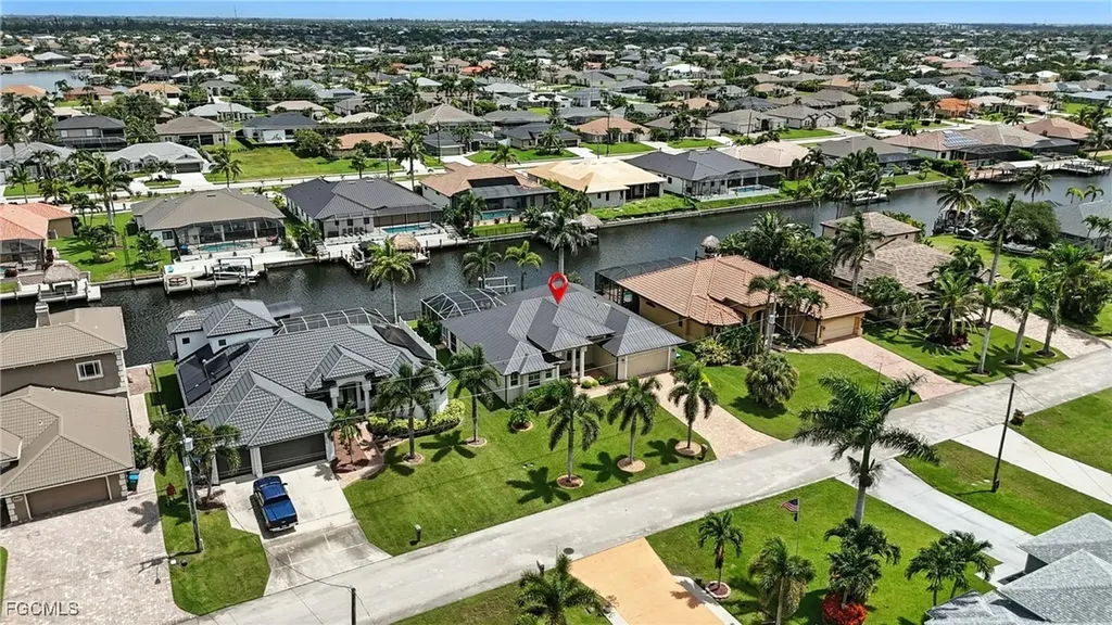 2819 SW 33rd Street Cape Coral FL 33914