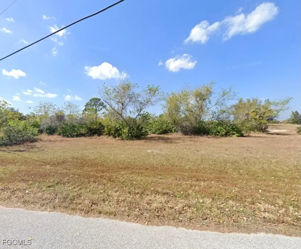 1146 NW 28th Avenue Cape Coral FL 33993