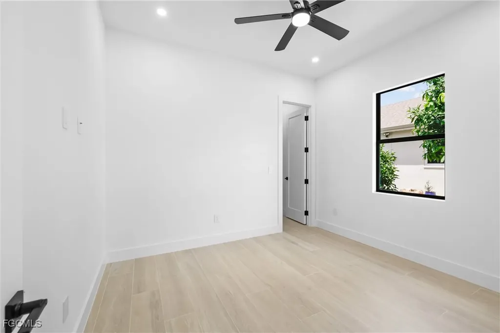 1209 SW 1st Terrace Cape Coral FL 33991