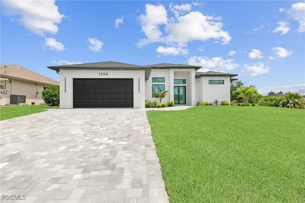 1209 SW 1st Terrace Cape Coral FL 33991