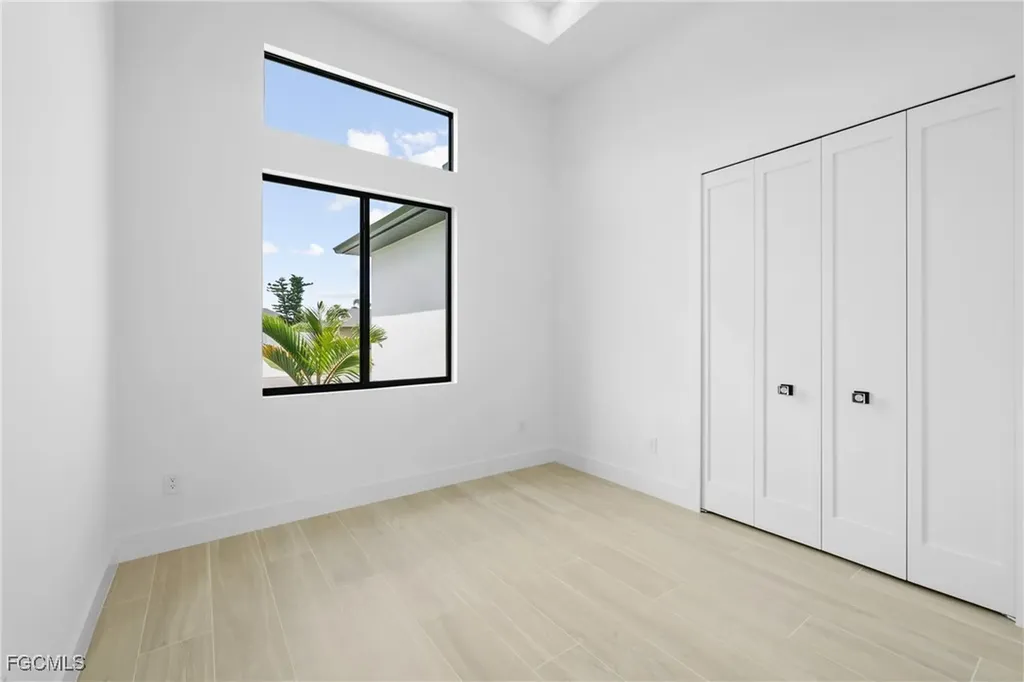 1209 SW 1st Terrace Cape Coral FL 33991