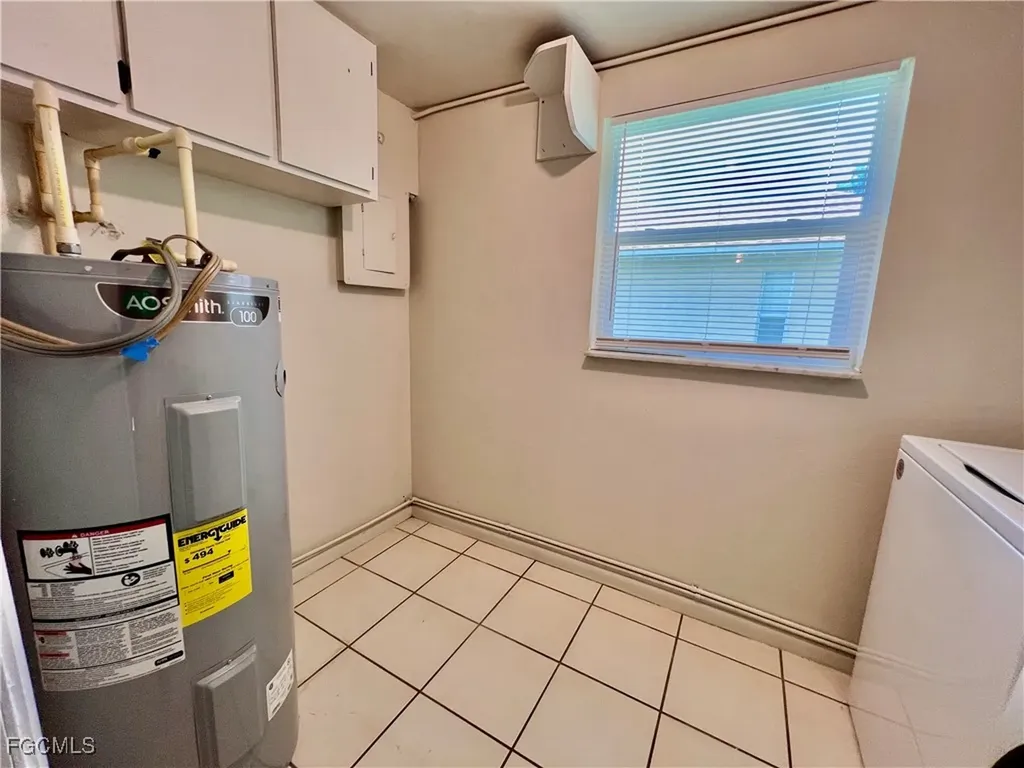 119 NE 16th Place Cape Coral FL 33909