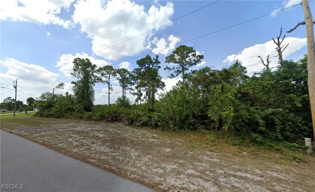 865 Gulf Lane Lehigh Acres FL 33974