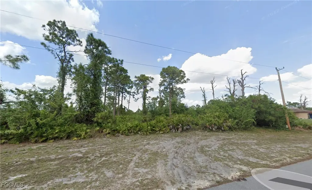 865 Gulf Lane Lehigh Acres FL 33974