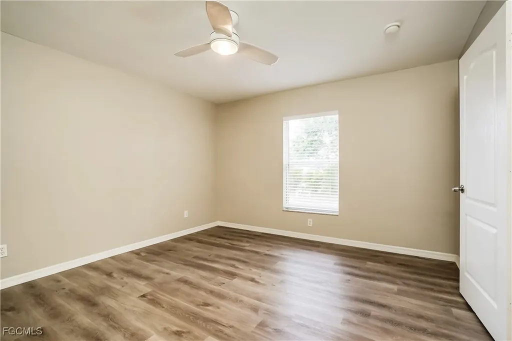 1001 NW 19th Street Cape Coral FL 33993