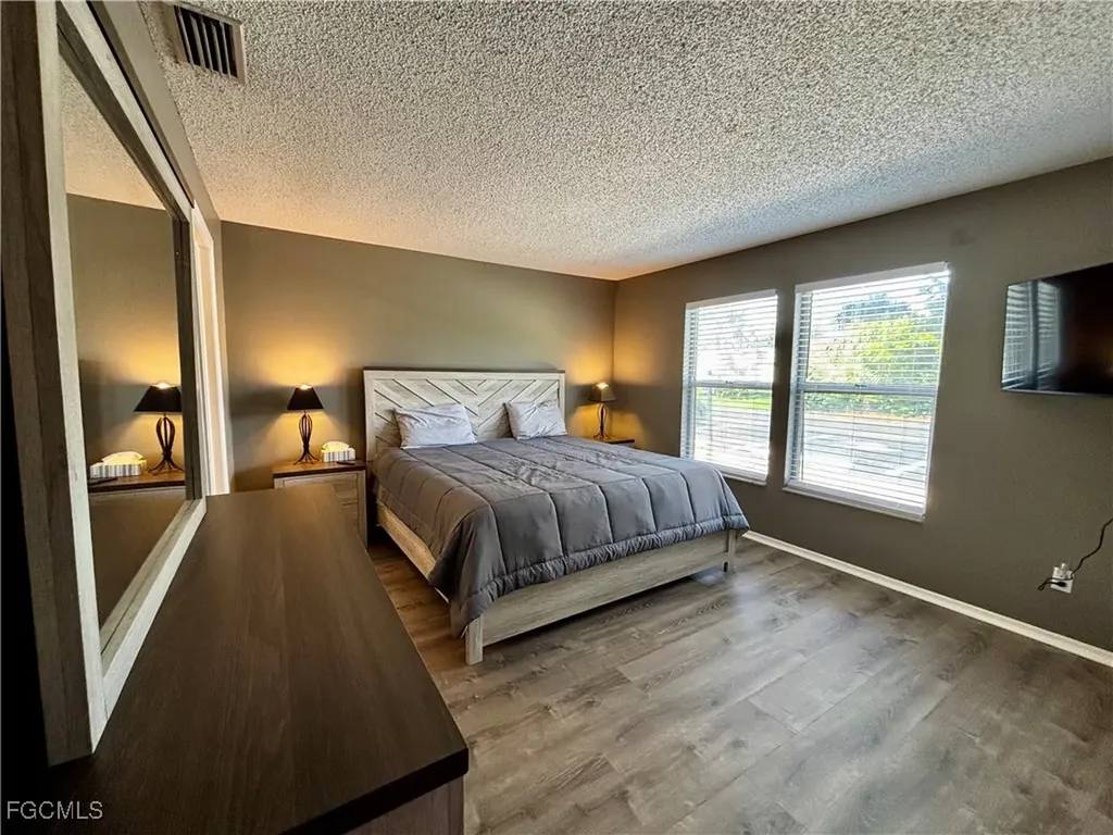 7008 Constitution Boulevard Fort Myers FL 33967