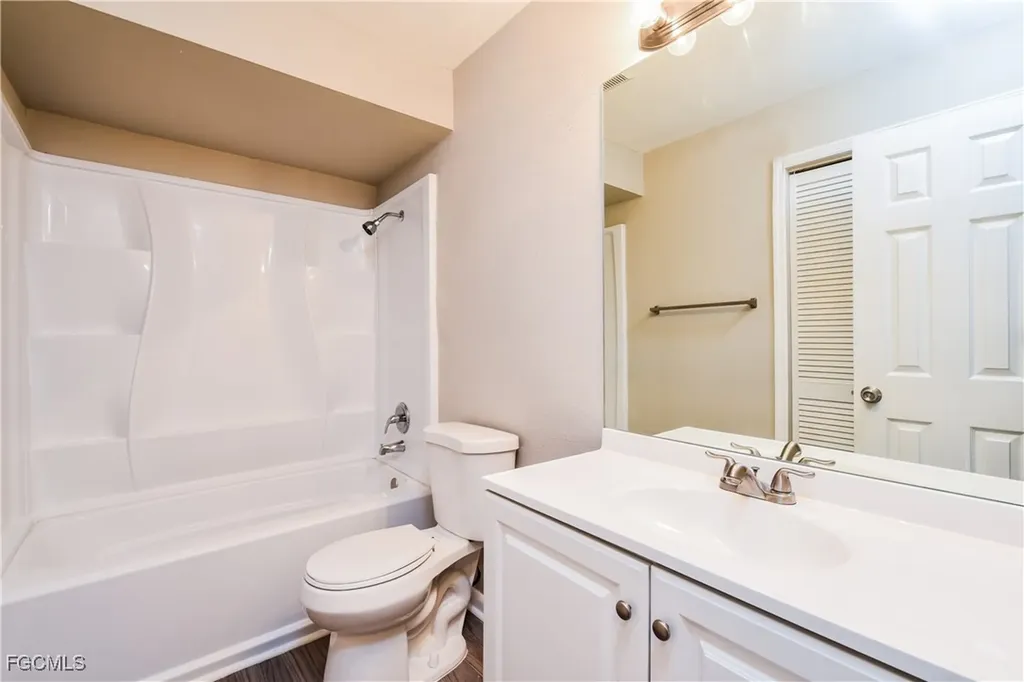 10745 Cocoatree Court Lehigh Acres FL 33936