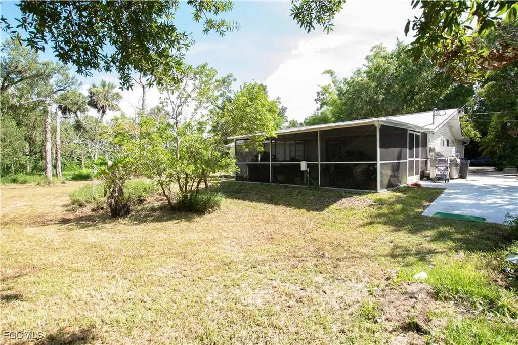 1531 Brewer Road North Fort Myers FL 33917