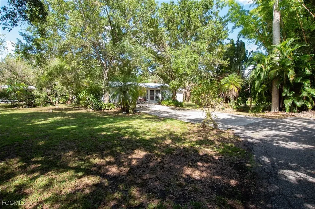 1531 Brewer Road North Fort Myers FL 33917