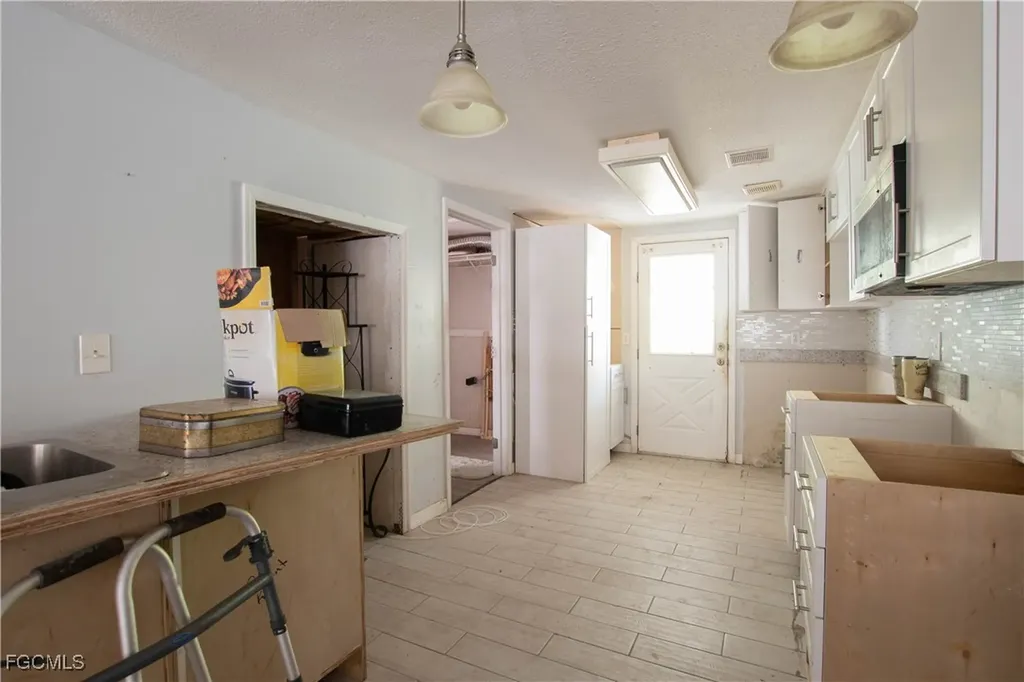 1531 Brewer Road North Fort Myers FL 33917
