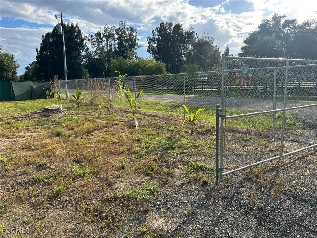 235 S Palomino Street Clewiston FL 33440