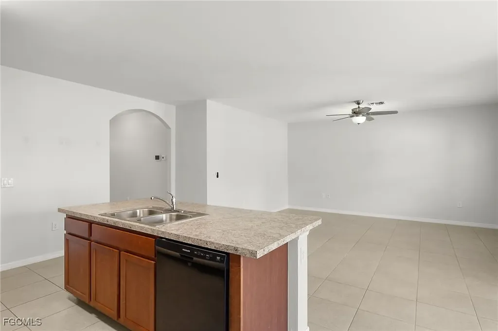 3495 Acapulco Circle Cape Coral FL 33909