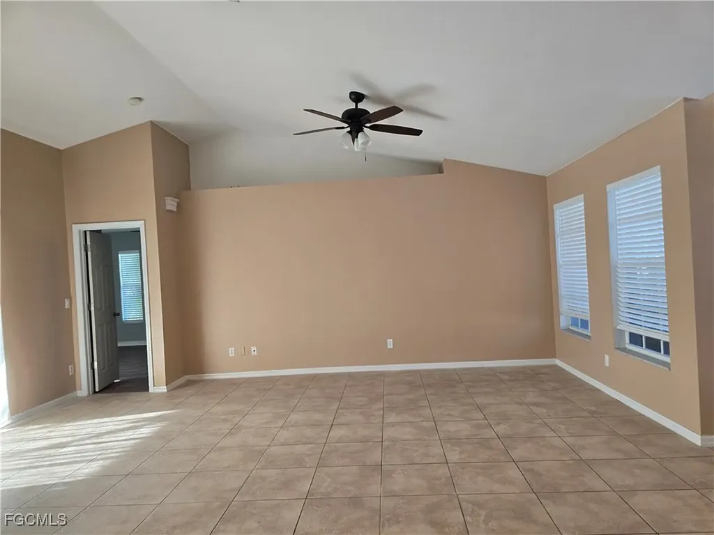 2143 SW 5th Place Cape Coral FL 33991