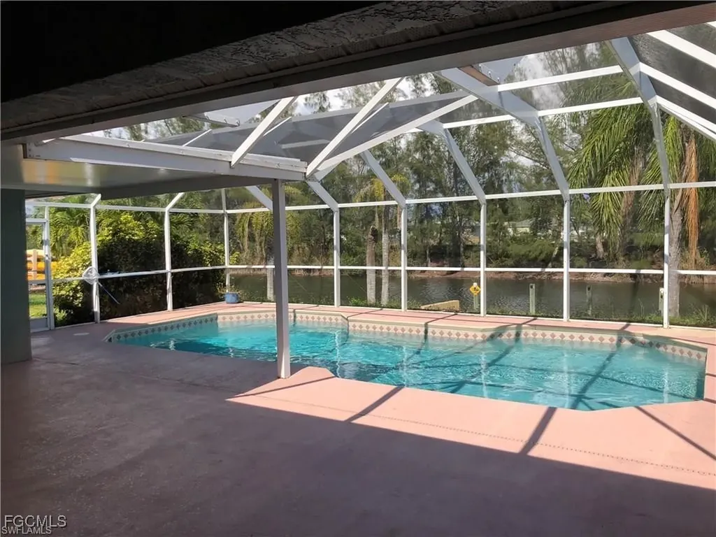 2143 SW 5th Place Cape Coral FL 33991