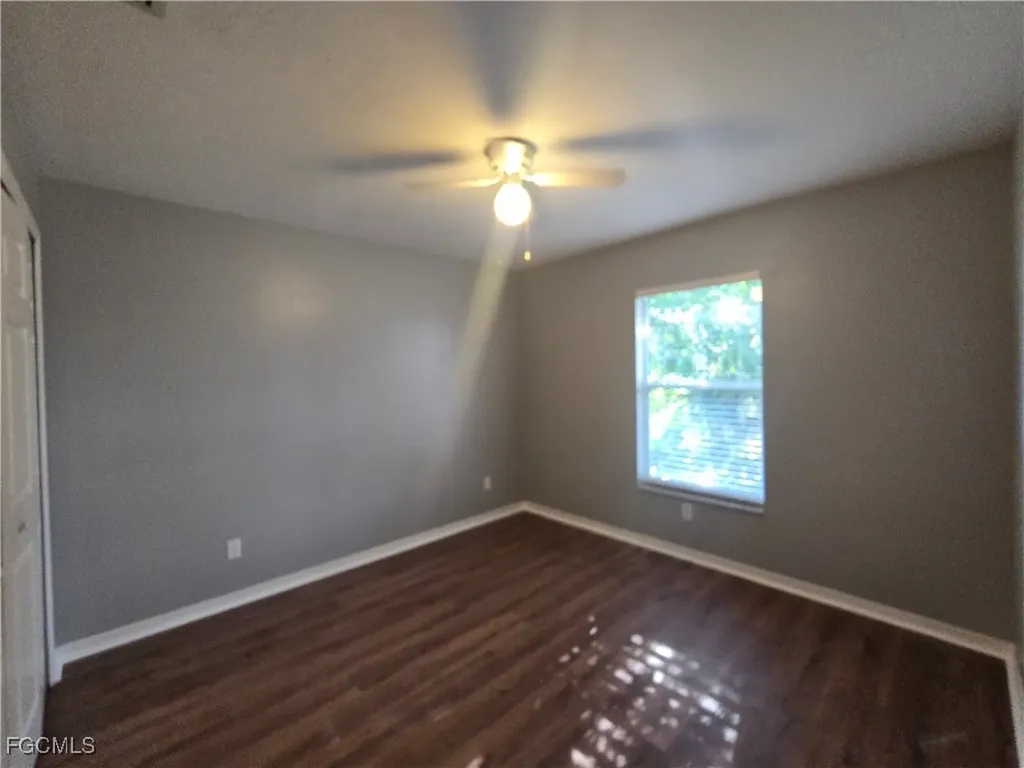 2143 SW 5th Place Cape Coral FL 33991